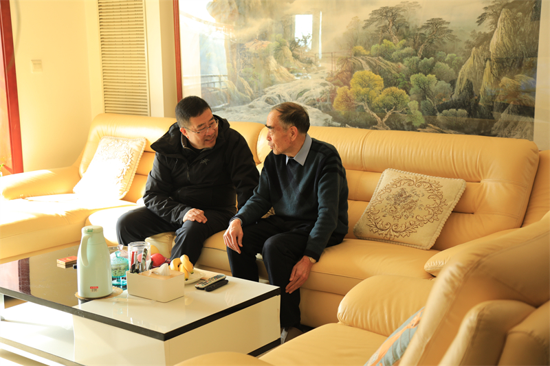 迎新春送温暖—兰州理工大学开展2026年春节前夕走访慰问