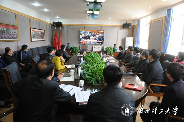 党的十九大胜利闭幕 兰州理工大学师生反响热烈
